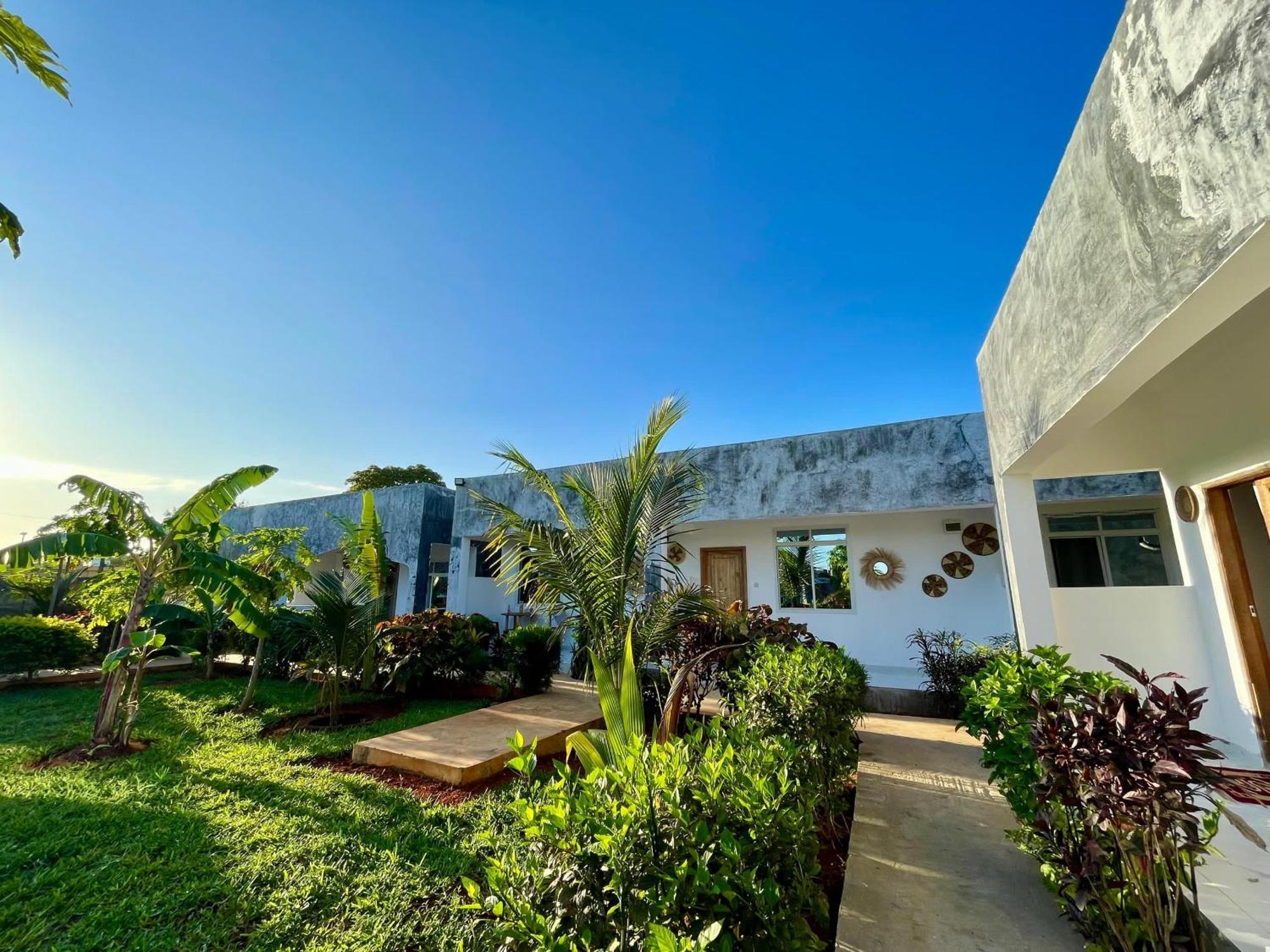 Kendwa Crystal Coast Hotel Екстериор снимка